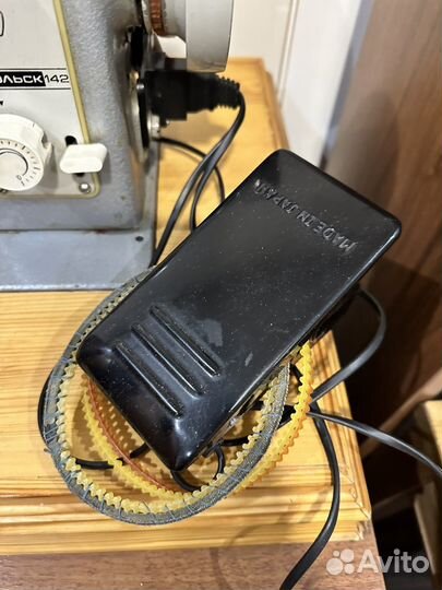 Швейная машинка Подольск 142