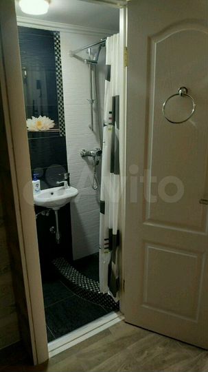 Комната 15 м² в 3-к., 4/4 эт.