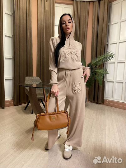 Костюм брючный