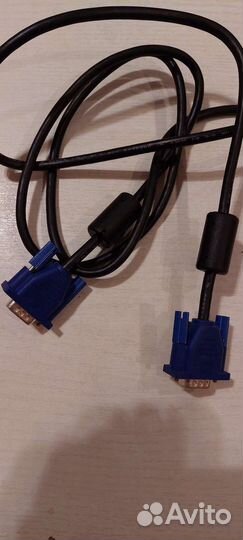 Кабель VGA. много