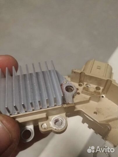 Реле регулятора toyota RN6054A