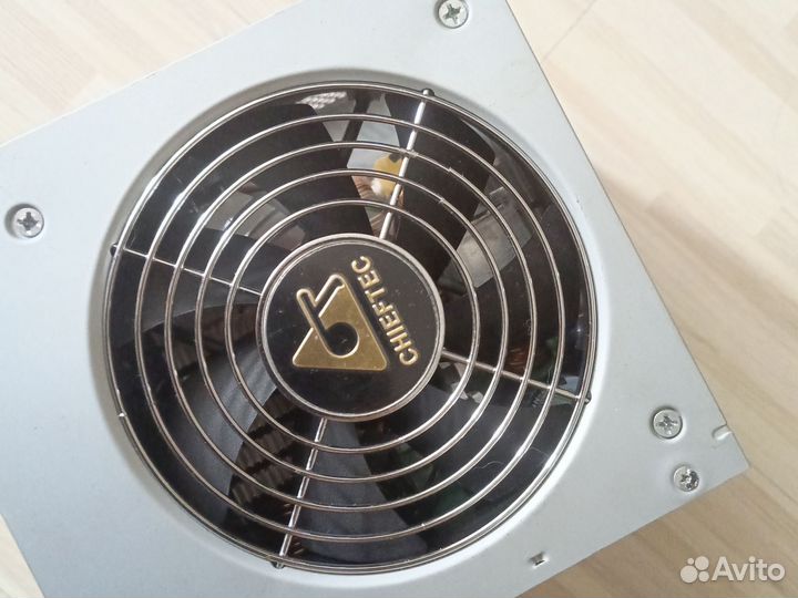 Бп Chieftec 650W 80+ Bronze