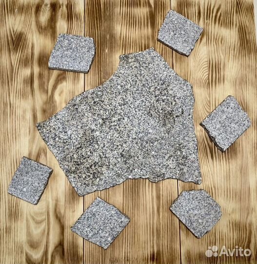 Каменные костеры и поднос