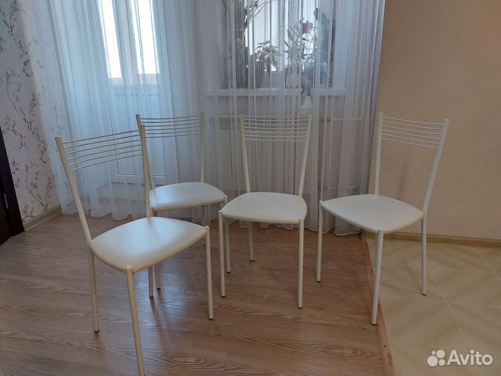 Кухонные стулья бу 4 шт