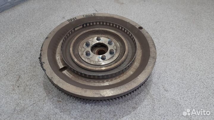 Маховик в сборе для 1.2 BBM Skoda Fabia 2