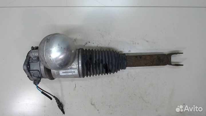 Амортизатор подвески Volkswagen Phaeton, 2007