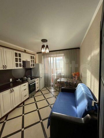 1-к. квартира, 41 м², 8/10 эт.