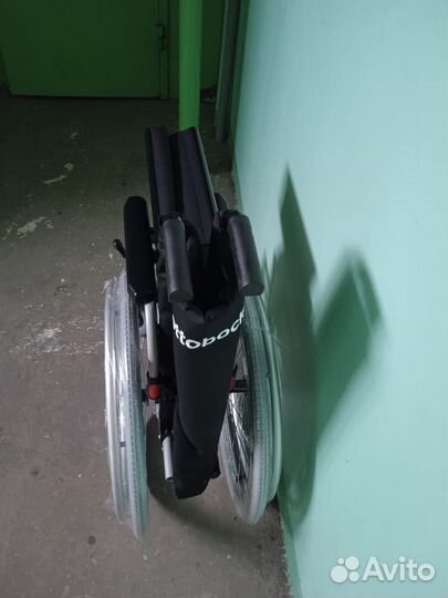 Инвалидная коляска новая