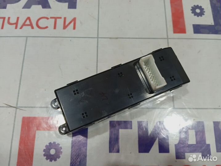 Блок управления стеклоподъемниками Hyundai Creta 93570C92004X