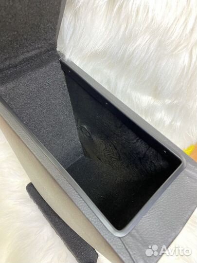 Подлокотник на Chevrolet Aveo с 2003г