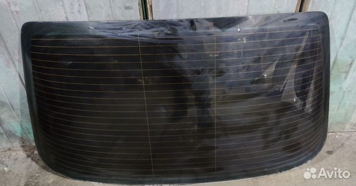 Стекло заднее с подогревом Mersedes W202