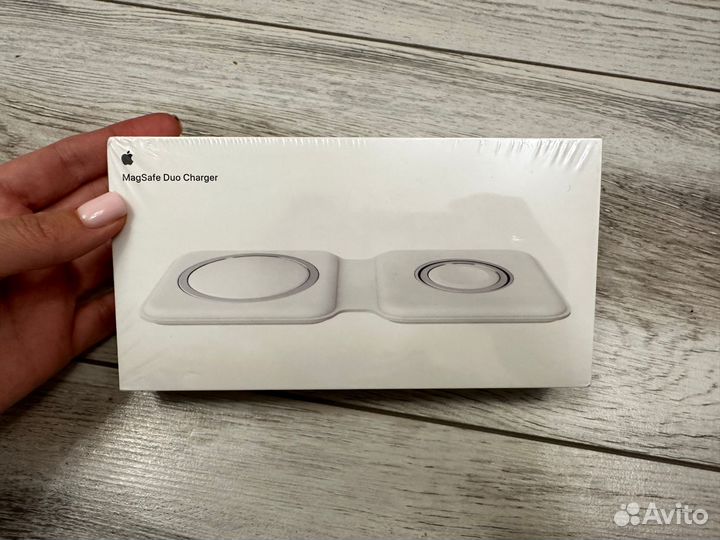 Без проводное зарядное Apple MagSafe Duo