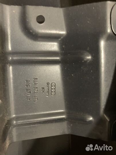 Переднее Левое крыло Audi Q2 оригинал