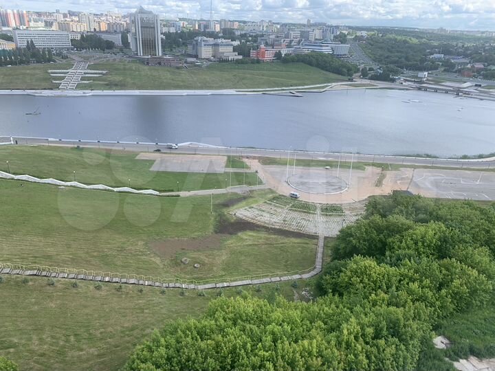 2-к. квартира, 80 м², 12/17 эт.