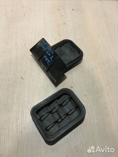 Решетка вентиляционная Skoda Fabia 2