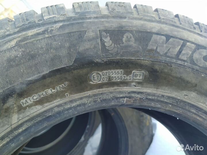 Michelin Latitude X-Ice North 215/70 R16