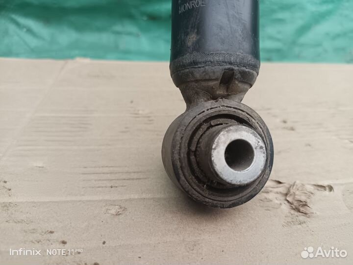 Амортизатор задний VW Tiguan 2016+