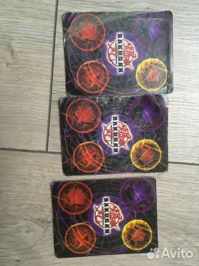 Коллекция карточек Bakugan Bomb-ball