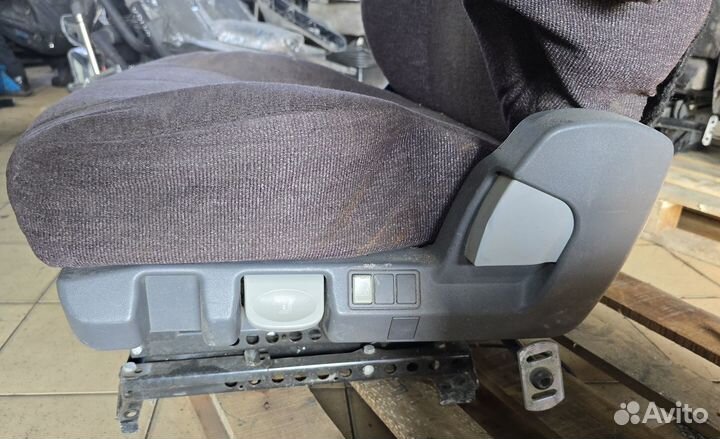 Сиденье водительское USA б/у 20244