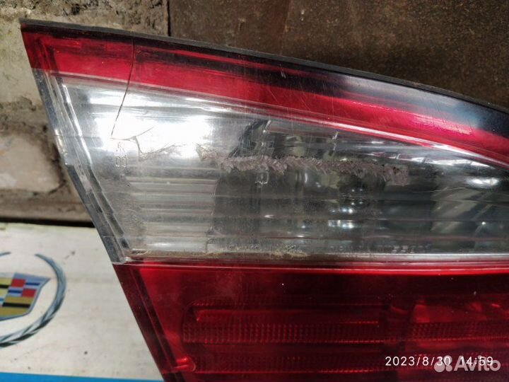 Фонарь внутренний лев. Nissan Maxima 00-06