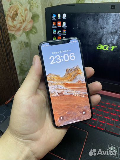 iPhone X 64Gb / Ростест