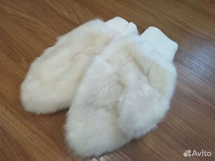 Варежки норковые женские