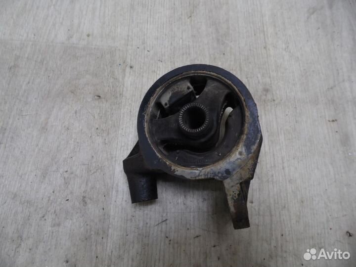 Опора двигателя задняя Kia RIO 2 2005-2011