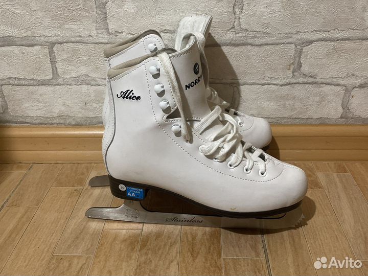Коньки фигурные 34 размер