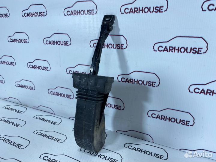 Ограничитель двери передний левый Volkswagen