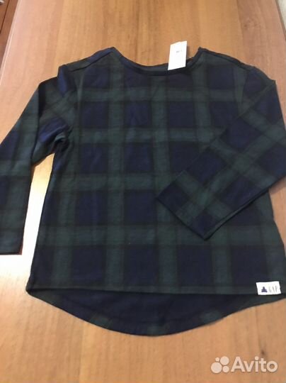 Лонгслив gap новый на 4 года