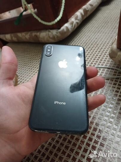 iPhone X, 64 ГБ