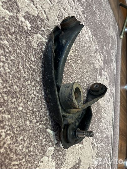 Правый верхний рычаг мазда 6gg