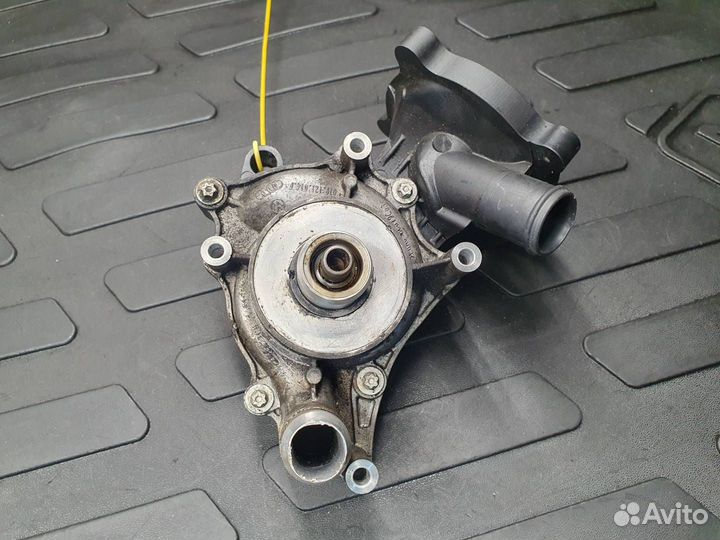 Водяная помпа Audi A8 D4/4H 2012 079121014F