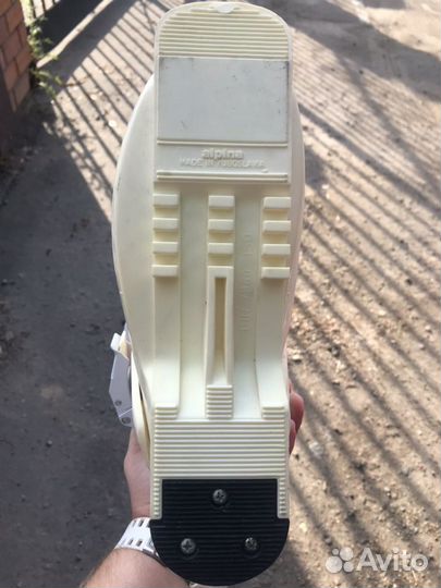 Горнолыжные ботинки