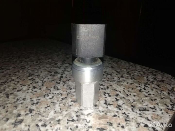 Датчик кондиционера. volkswagen polo