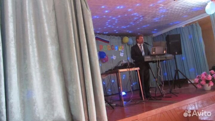 Юбилеи. Поющий - ведущий - музыкант