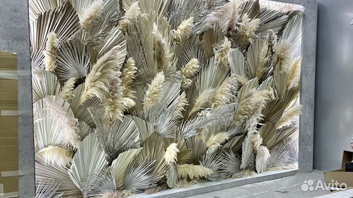 Декор из пальмовых листьев