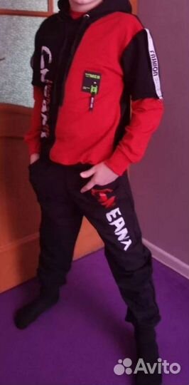 Костюм спортивный новый