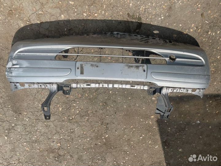 Бампер передний Mercedes Viano W639 OM 646 2008