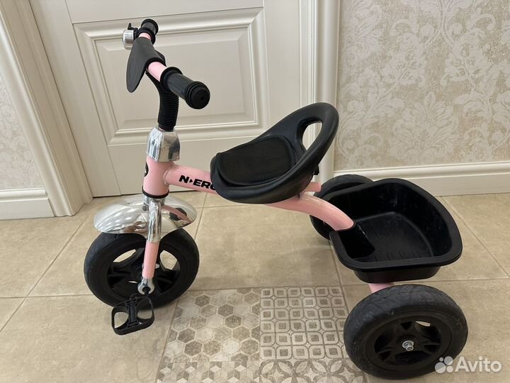 Детский трехколесный велосипед