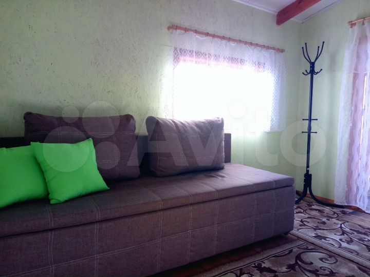 Дом 20 м² на участке 5 сот.