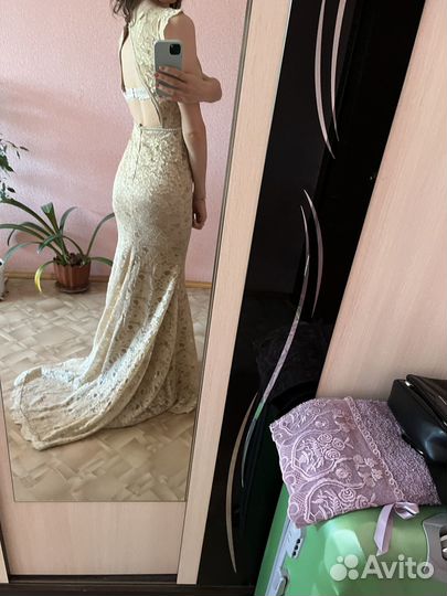 Вечернее платье