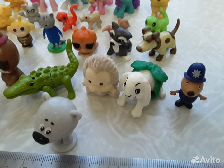 30 шт. Одним лотом. Игрушки. Разные фигурки