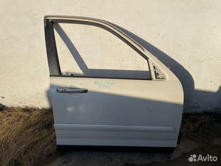 Дверь водительская на Honda CR-V RD7