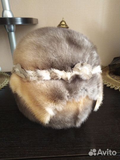 Шапки норковые женские