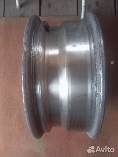 Диск литой r 15