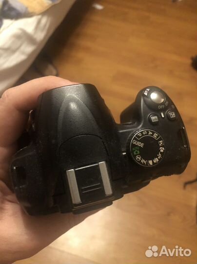 Nikon d3000 маленький пробег