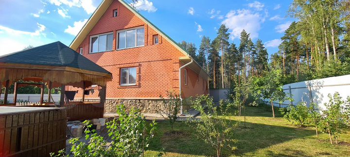 Дом 423 м² на участке 13 сот.