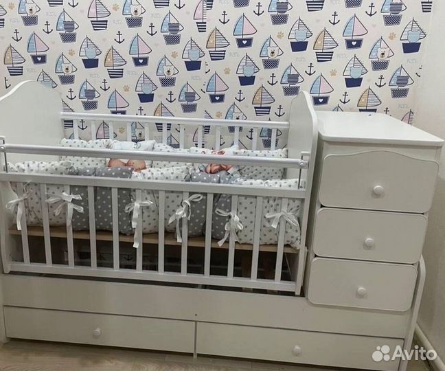 Детская кроватка