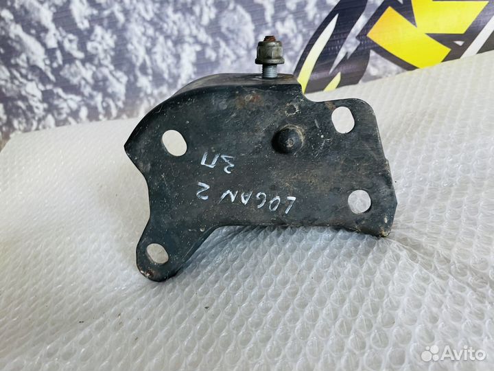 Кронштейн задней балки правый Logan 2 Sandero